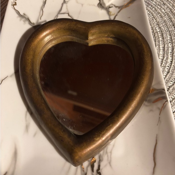 Florentine mirror Gold heart mirror Vintage accent wall decor made in Italy VTG - Picture 4 of 5